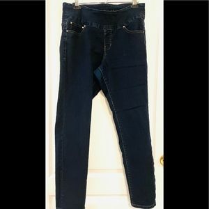 Like NEW!! JAG JEANS High rise skinny Sz. 14